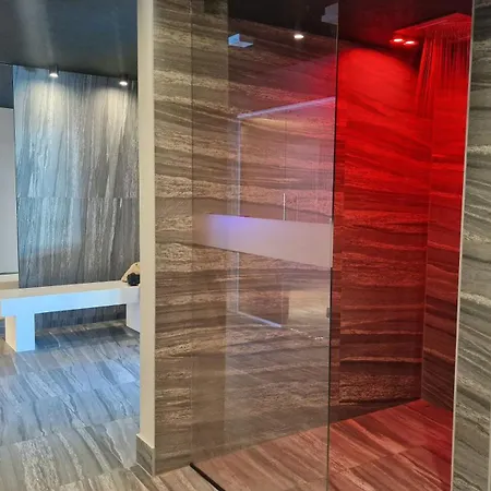 Moreno Kasprowicza 20 C Basen Sauny Fitness *