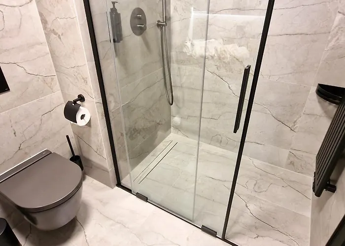 Moreno Kasprowicza 20 C Basen Sauny Fitness Apartman *