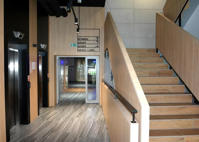 Moreno Kasprowicza 20 C Basen Sauny Fitness